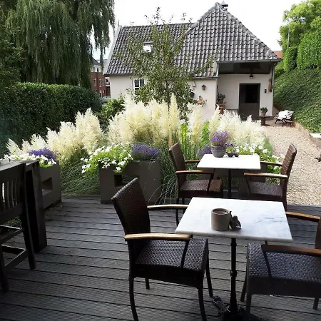 Het Bommels Dijkhuis Bed & Breakfast